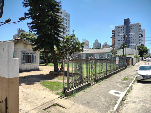 VENDE TERRENO - BAIRRO SÃO JUDAS - ITAJAÍ- SC