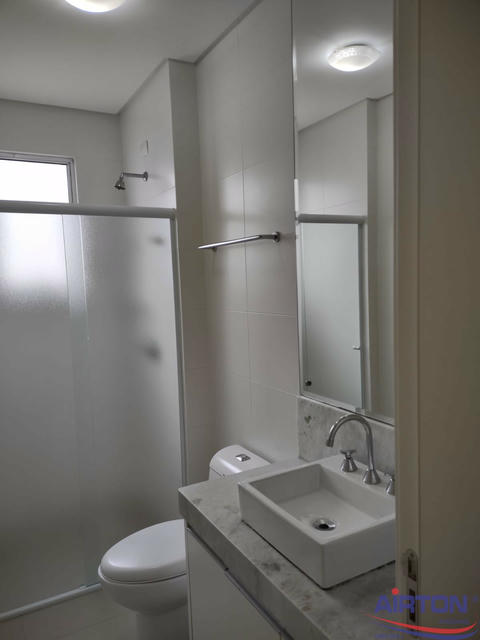 ALUGA APARTAMENTO 1 Suite + 1 Dormitório - Centro Itajaí SC
