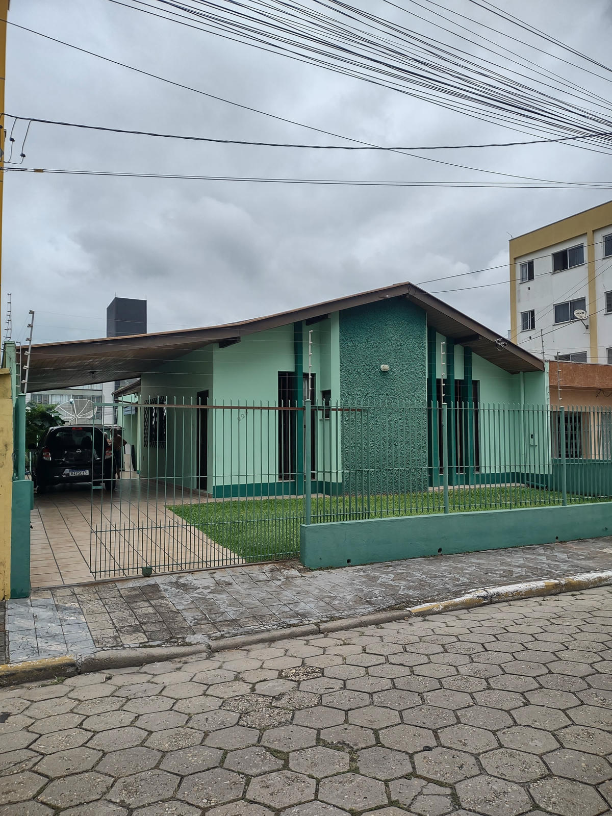 VENDE CASA - ALVENARIA - Bairro Fazenda - Itajaí­ - SC