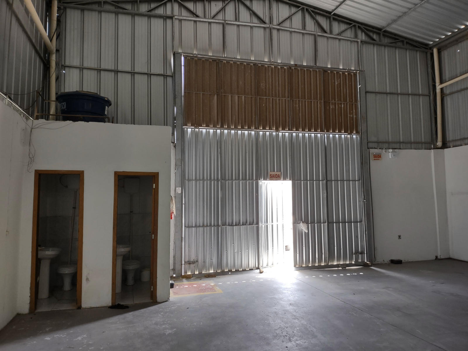 Galpão 245 m²