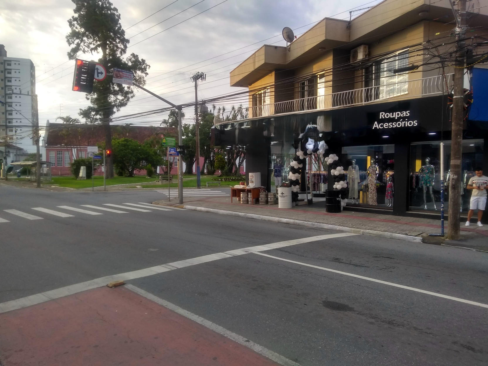 Sala Comercial 350 m²