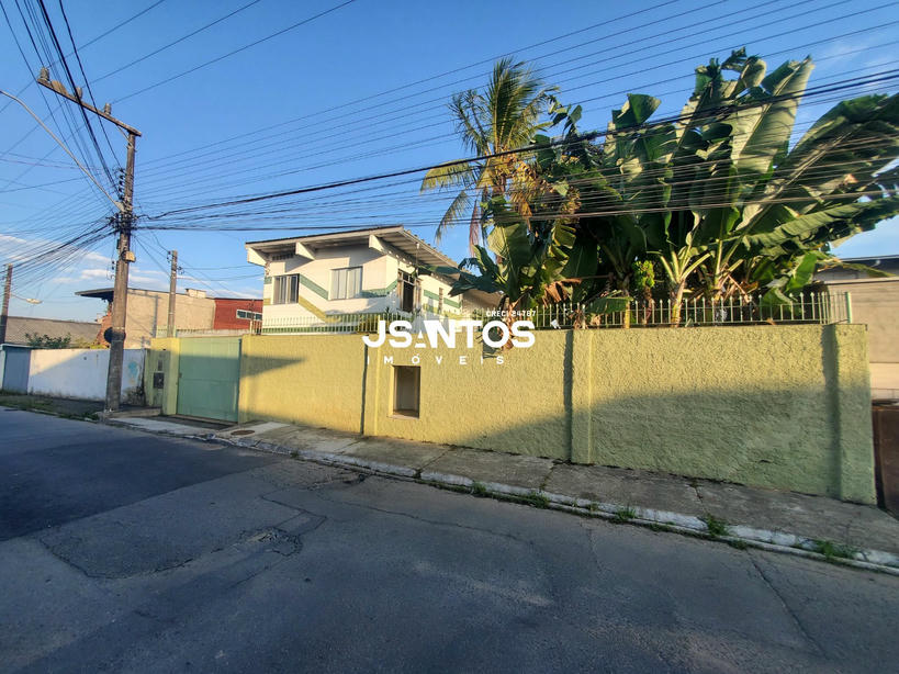 Casa · 190m² · 3 quartos