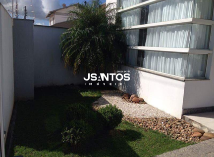 Casa · 115m² · 2 quartos · 1 vaga