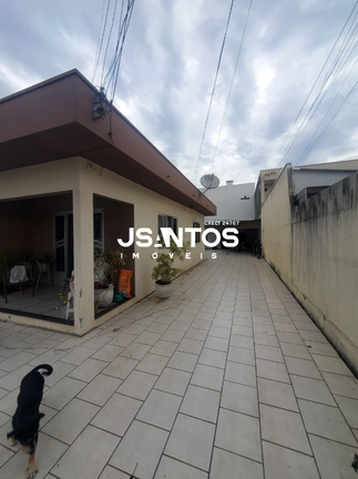 Casa · 312,50m² · 3 vagas