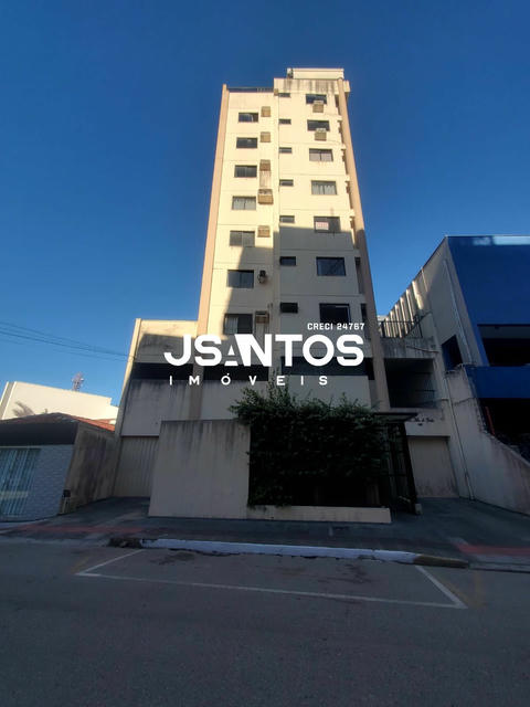 Apartamento · 107m² · 2 quartos · 1 vaga