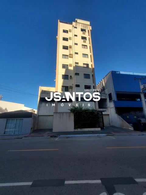 Apartamento · 107m² · 2 quartos · 1 vaga