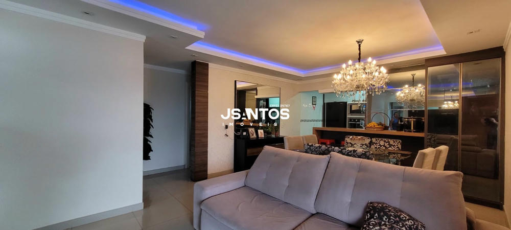 Casa · 207m² · 5 quartos · 4 vagas