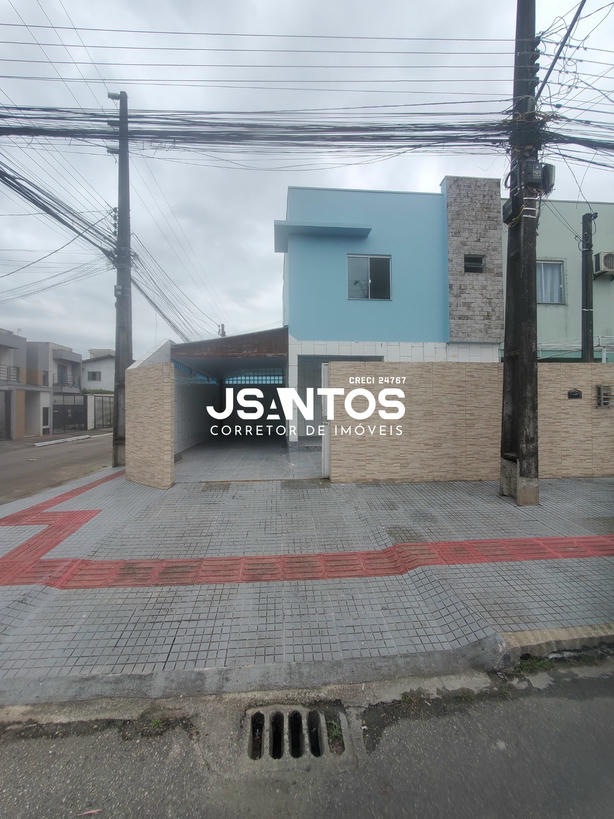 Sobrado Averbado no Bairro Cidade Nova.