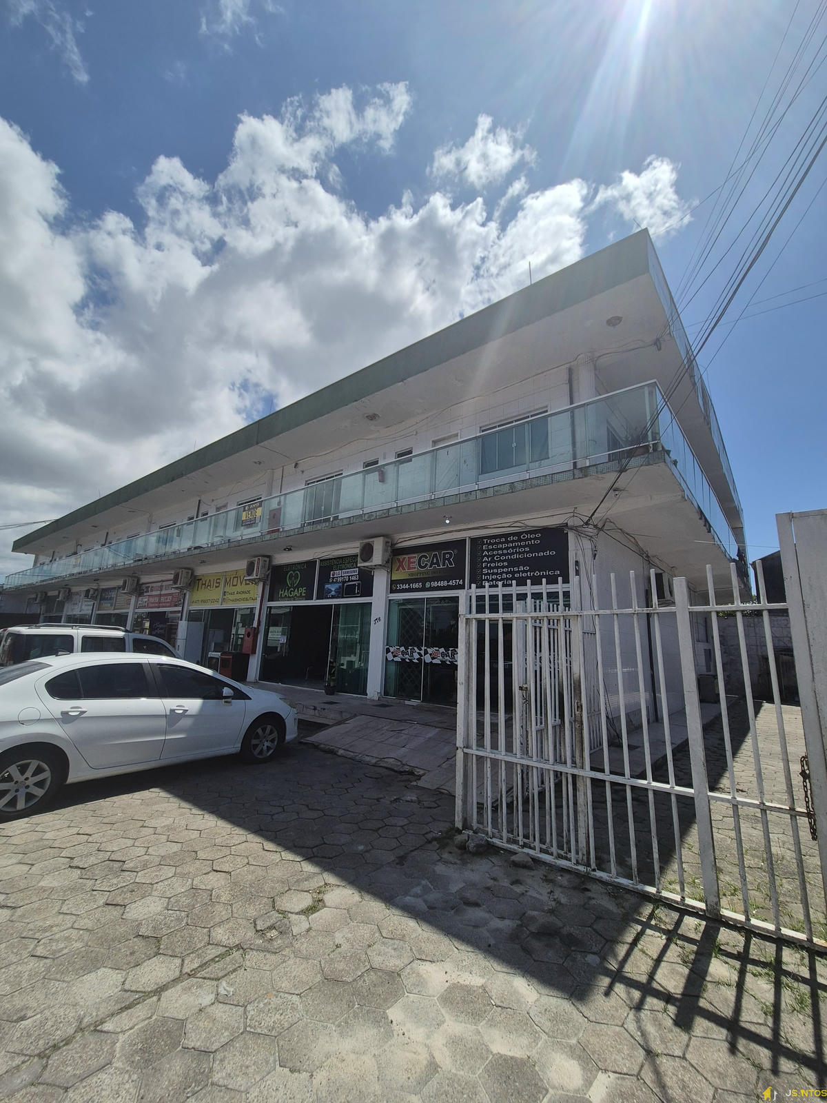 SOBRADO COMERCIAL SÃO VICENTE.