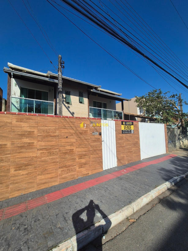 Sobrado no Cordeiros