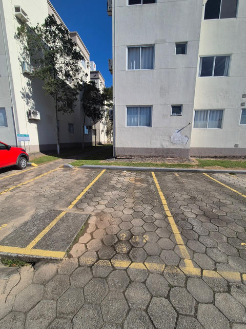 Oportunidade - Apartamento 02 dormitórios no Cordeiros Parte Alta