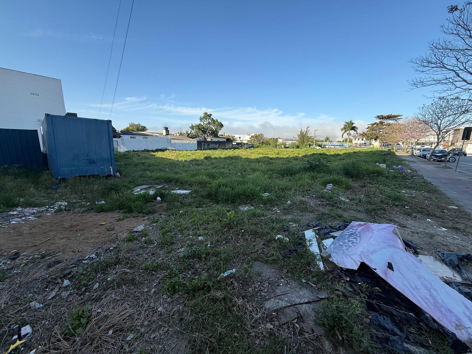 J SANTOS IMÓVEIS APRESENTATERRENO TOP BAIRRO SAO VICENTE