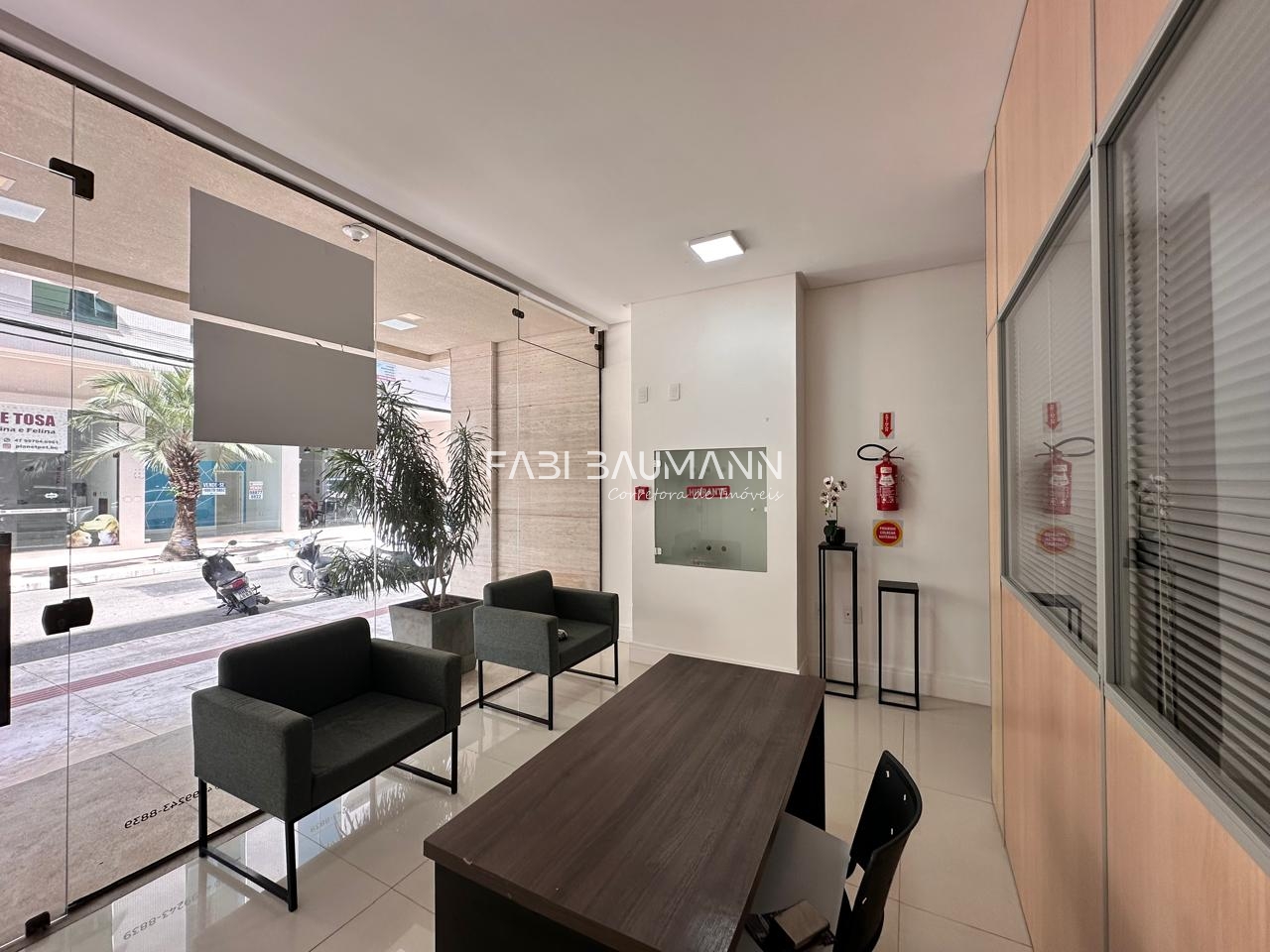 Sala Comercial Rua 2500